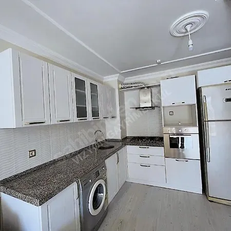 Apartment Arsin Near The Sea